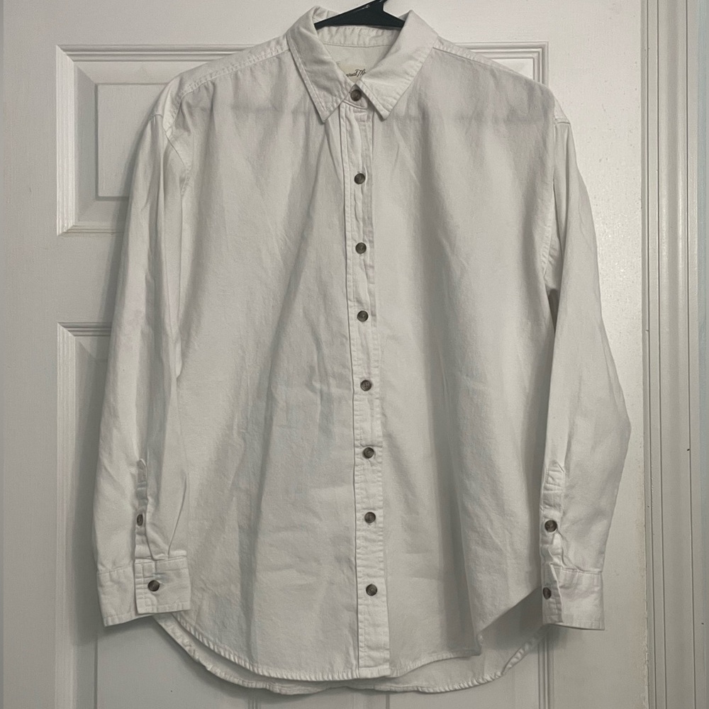Women’s Universal Thread, over sized, white button down shirt.